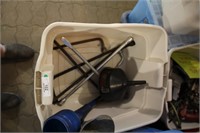 TOTE W/3 FUNNELS & WHEEL WRENCHES