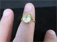 18 k gold ring, 6 1/2 size