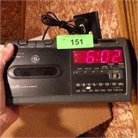 VINTAGE CASSETTE CLOCK RADIO - TURNS ON