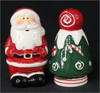 Santa w/Tree Salt & Pepper Shakers