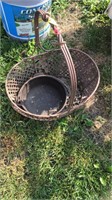 Metal basket metal pot