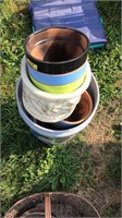 Planter pots, bucket