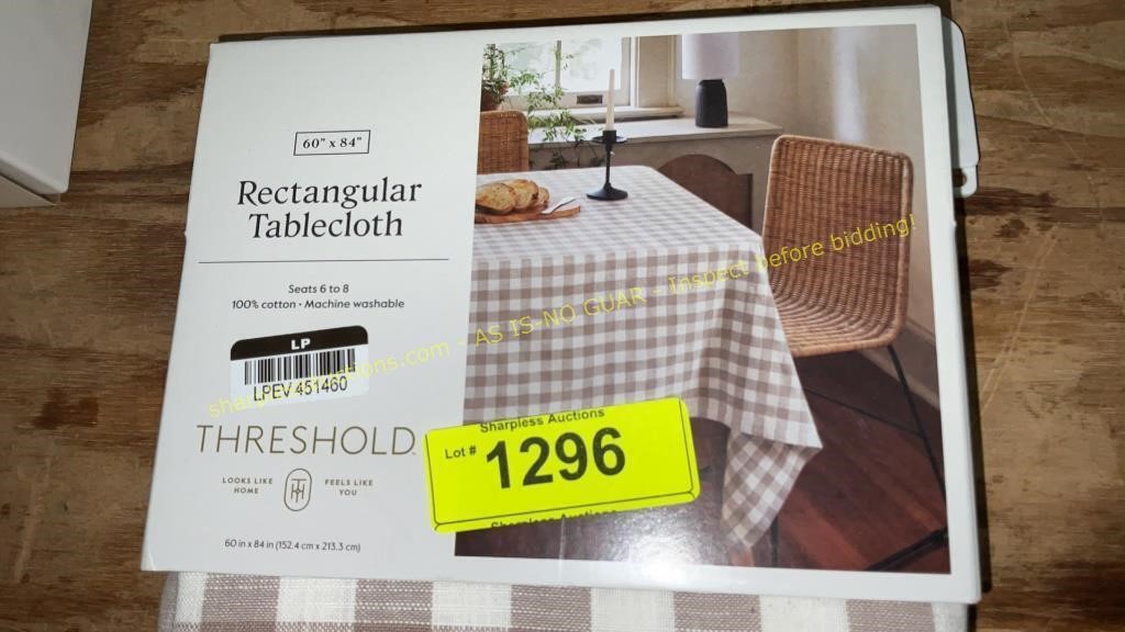 Threshold Rectangular Table Cloth, 60x84in
