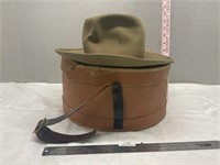 Vintage Hat w/ Bekins Pc. No. 303 Hat Box