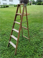 Wood 6' Ladder