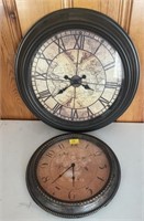 2 BATTERY OPPERATED CLOCKS