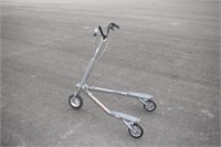 ADULT KICK SCOOTER !