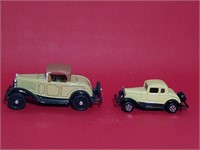 Lot of 2 Die-Cast ERTL 1930s Ford Car Toy Vehicles