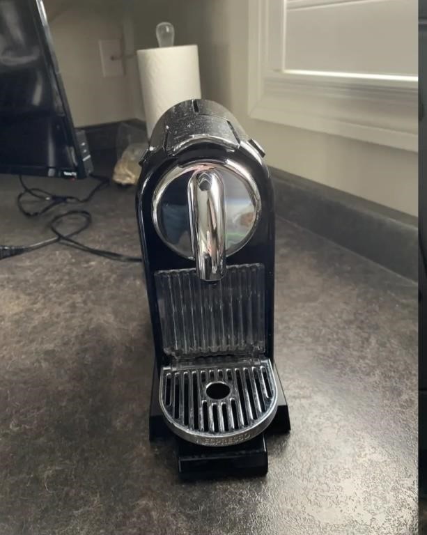 Nespresso Type D111 Like New - used less then