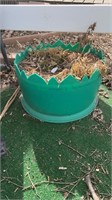 Plastic Flower Barrel Planter / Garden Planter