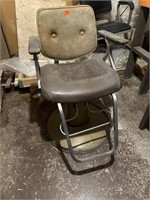 Barber’s chair, swivels, hydraulics work