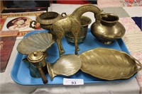 SET OF 8 BRASS ITEMS