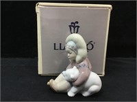 Lladro Porcelain Figurine in Original Box. 1195