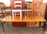 2 Hairpin Tables, 3 Chairs + Stand