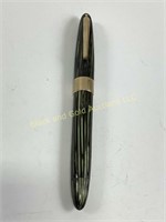 Green vintage Schaeffer pen with 14k nib