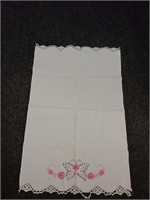 Vintage embroidered tea towel, 24" x 16"