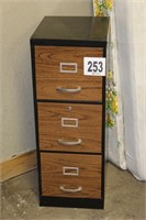 3-drawer filing cabinet 41" x 18"