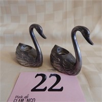 2PC SWAN TAPER CANDLE HOLDERS 4"