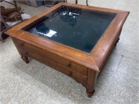 ETHAN ALLEN WOODEN DISPLAY TABLE W/ GLASS TOP