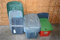 GROUP OF PLASTIC STORAGE TOTES AND EXTRA LIDS