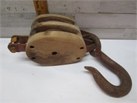 ANTIQUE PULLEY