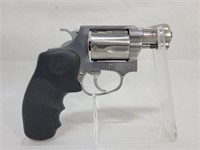 S & W MODEL 60 - .38 S&W REVOLVER