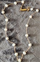 Q - CHAIN & PEARL NECKLACE (S78)