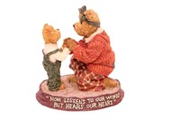 A Boyds Bear Figurine - "Shared Moments"