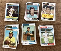 1974 Topps baseball card lot