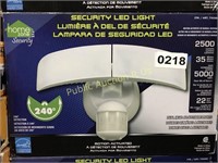 HOME ZONE $50 RETAIL SECURITY LIGHT