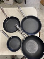 KITCHEN PAN SET