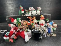 LOT OF 17 ANNALEE CHRISTMAS MOUSE & ELF FIGURES