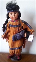 F - COLLECTIBLE DOLL (B112)