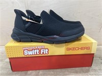 Men’s size 10 Skechers