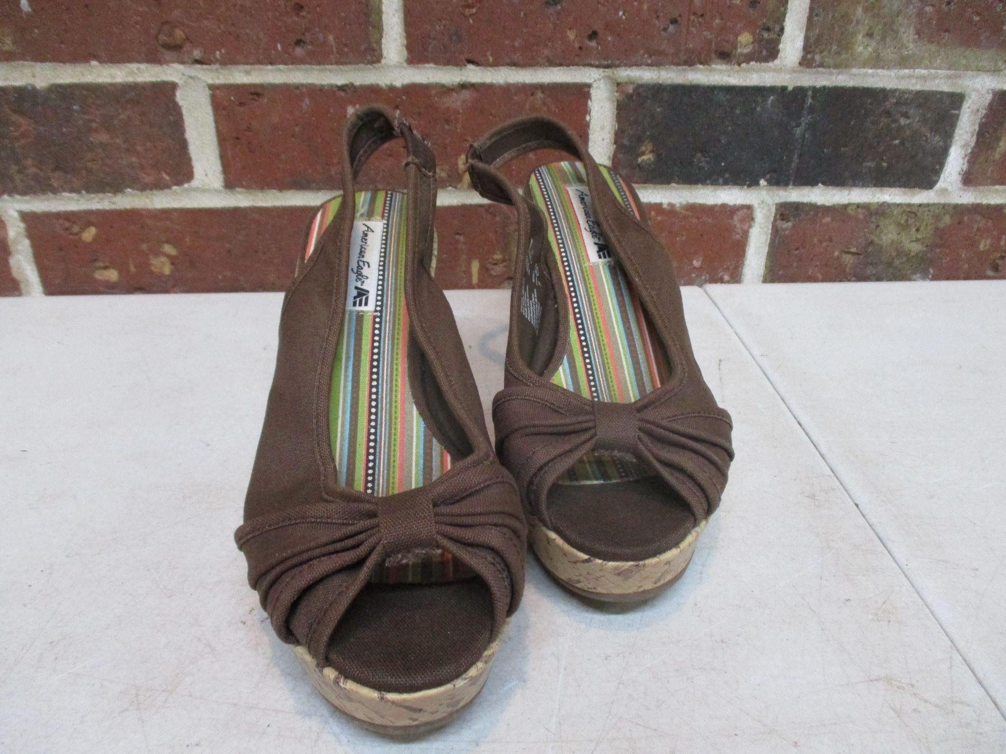 American Eagle Sz 5.5 Wedge Shoes