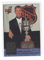 WAYNE GRETZKY 1992-93 FLLER ULTRA AWARD WINNER #6