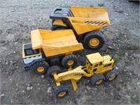 LARGE TONKA TRUCK AND MORE
