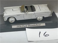 1956 Ford Thunderbird T-Bird 1/24 Diecast Car