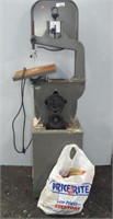 CENTRAL MACHINERY 14" - 4 SPEED WORKING BAND SAW