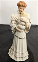 LENOX FIGURINE