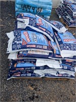 Calcium Chloride Ice Melt 40lbs Aprx. 30 Bags