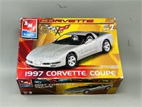 AMI 1997 Corvette coupe plastic model kit