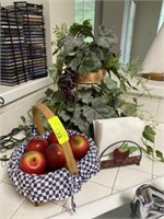 Fruit decor baskets