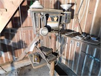 SPINDLE SPEED DRILL PRESS - WORKS