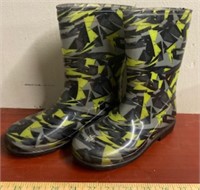 Boys Rain Boots-Size 3