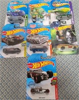 11 - LOT OF 7 COLLECTIBLE HOT WHEELS (W2)
