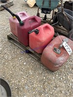 4 PLASTIC GAS CANS