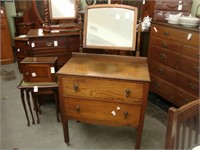 Two drawer oak dressing table, ca 1925.