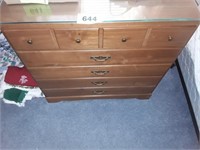 3 DRAWER WOOD SMALL CHEST W/ GLASS TOP