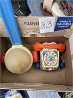 VTG Fisher price telephone & corn popper toy
